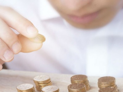 银行理财5%收益将近绝迹 理财资金入股市尚需时日